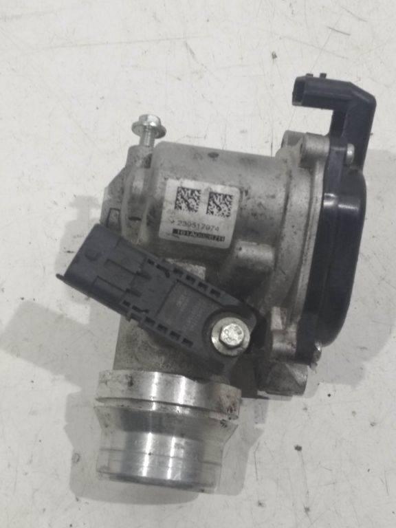 заслонка дроссельная Renault Captur 1 поколение 2016, 1.5 л., дизель, 161A09287R - фото №1