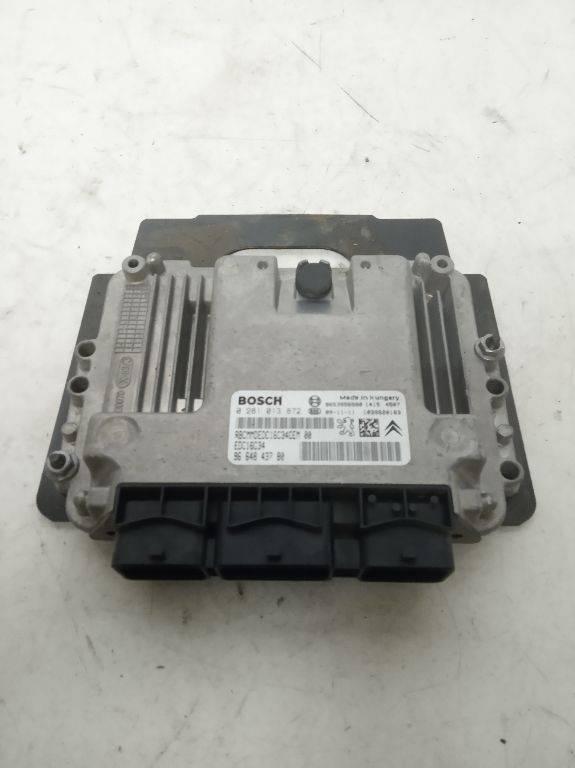 блок управления двигателем Peugeot 308 T7 2009, 1.6 л., дизель, МКПП, 9653958980 - фото №1