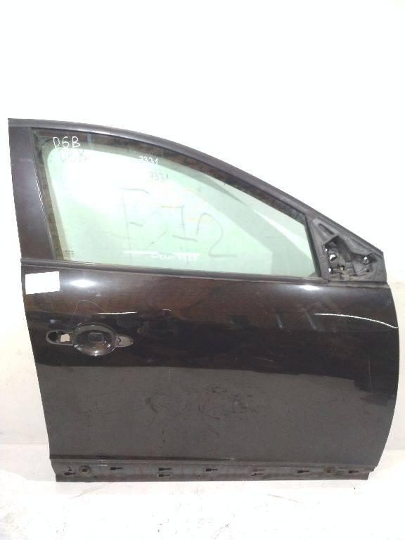 дверь передняя правая Renault Megane 3 поколение 2010 - фото №1