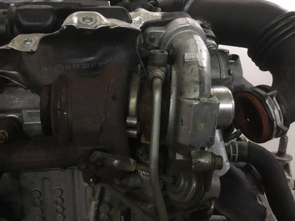 турбина Peugeot 308 T7 2008, 1.6 л., дизель, 9885293080 - фото №1