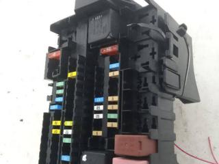 блок предохранителей Renault Laguna 3 поколение [рестайлинг] 2010, 8200758803