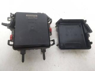 блок предохранителей Renault Megane 3 поколение 2009, 1.5 л., дизель, 284B60008R