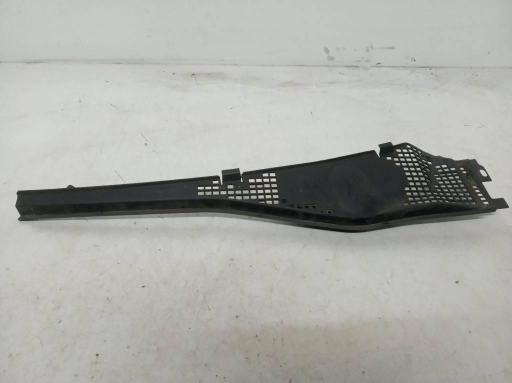 дождевик Renault Logan 1 поколение 2005, 8200825457 - фото №1