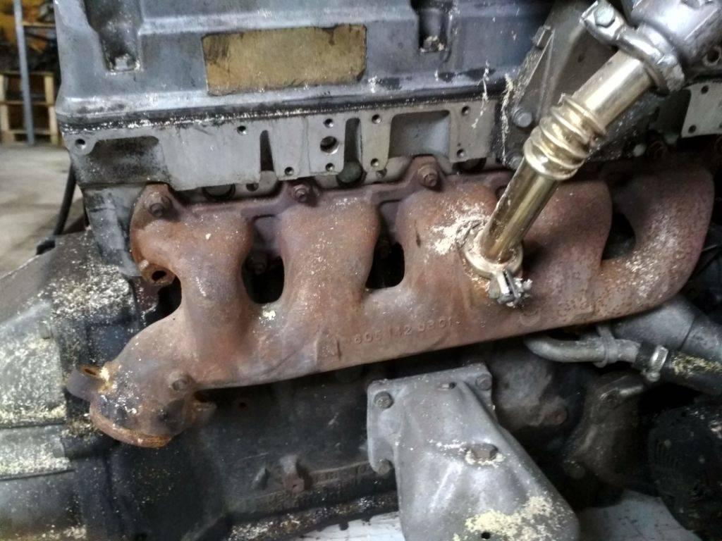 коллектор выпускной Mercedes-Benz C-Класс W203/S203/CL203 2001, 2.5 л., дизель, 6051420801 - фото №1