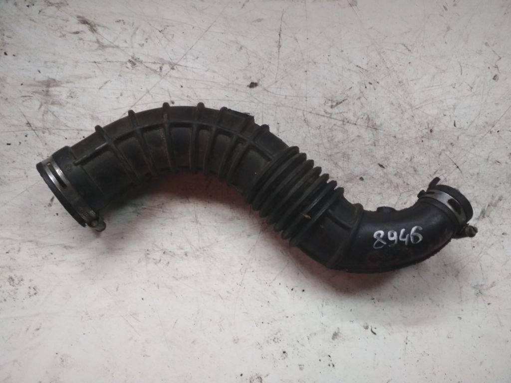 патрубок воздушного фильтра Renault Megane 3 поколение 2010, 8200500384 - фото №1