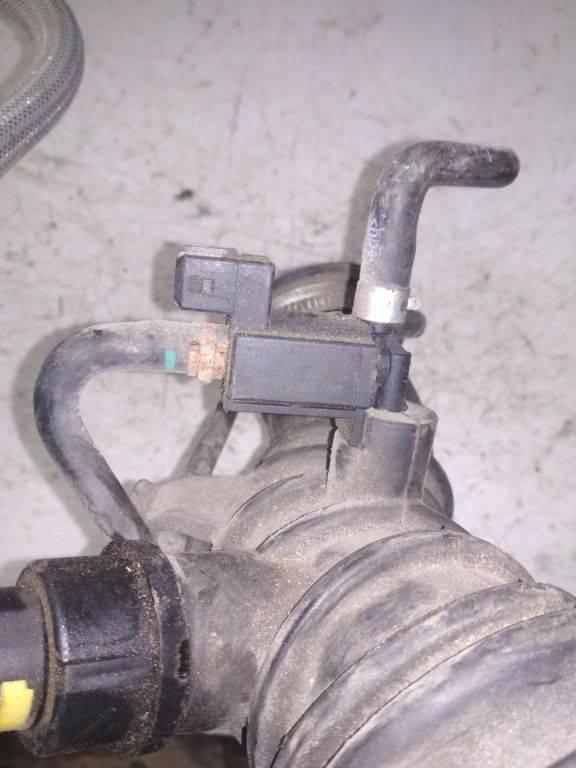 электромагнитный клапан Renault Megane 3 поколение 2011, 8200603558 - фото №1