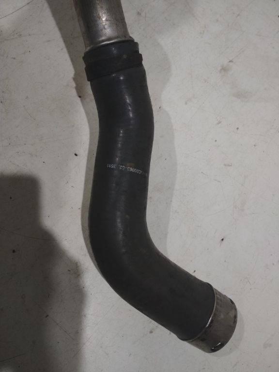 патрубок интеркулера Dacia Duster 1 поколение 2012, MANC00063-02 - фото №1