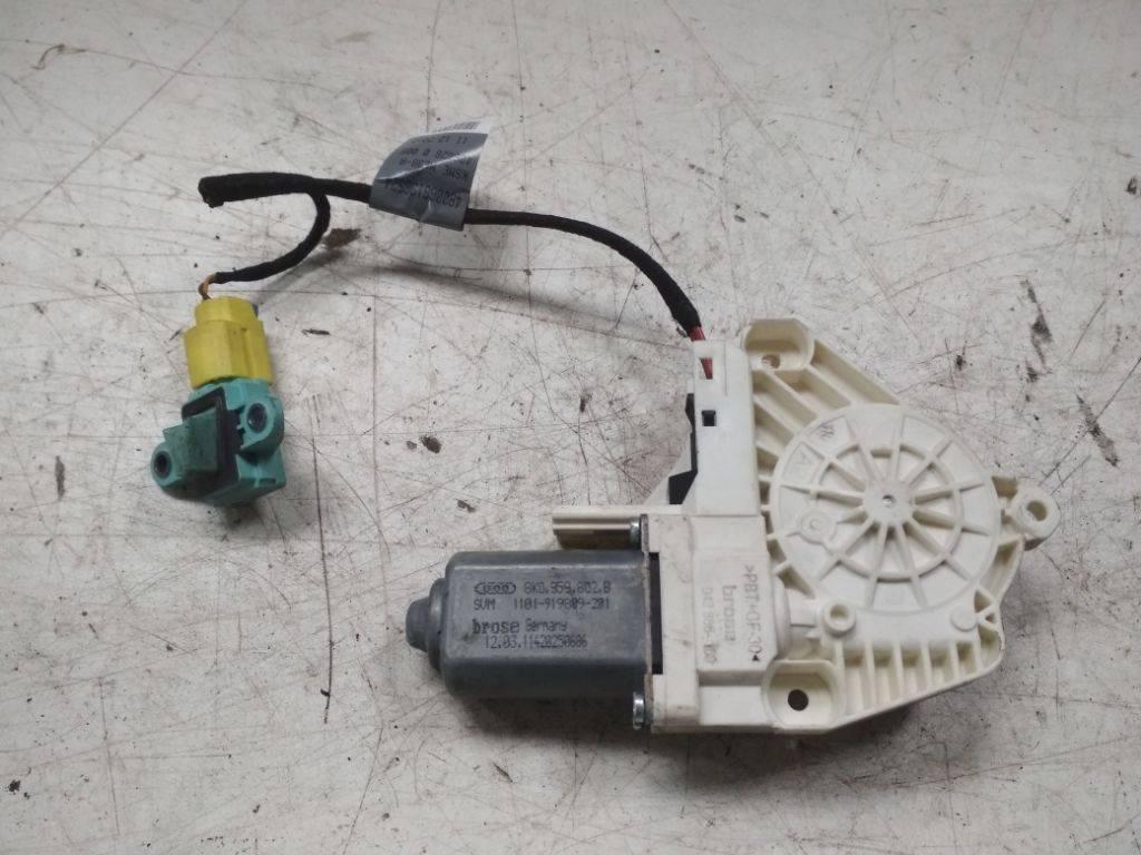 моторчик стеклоподъемника Audi A6 4G/C7 2012, 8K0959802 - фото №1