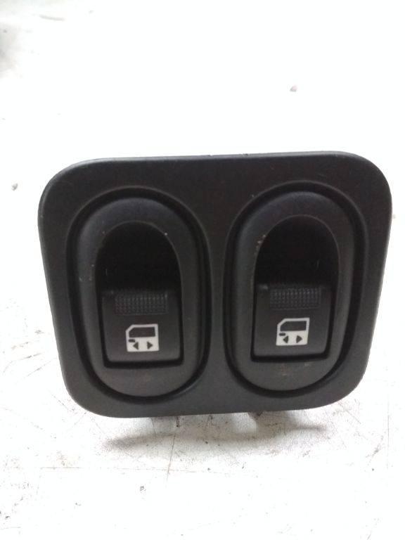 блок управления стеклоподъемниками Peugeot 1007 1 поколение 2007, 9647541077 - фото №1