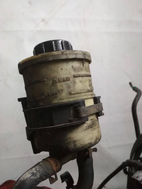 бачок гидроусилителя Renault Trafic 2 поколение 2005, 2.5 л., дизель, МКПП, 7700782884 - фото №1