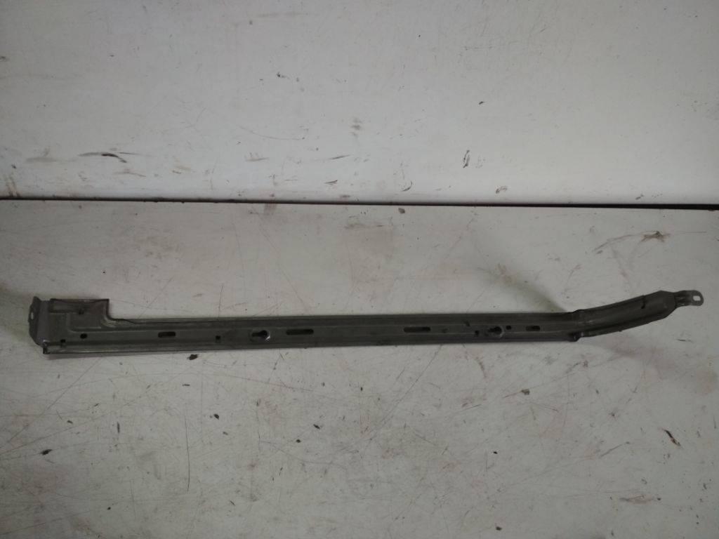 роликовая направляющая Renault Kangoo 2 поколение 2010, 8200440889C - фото №1