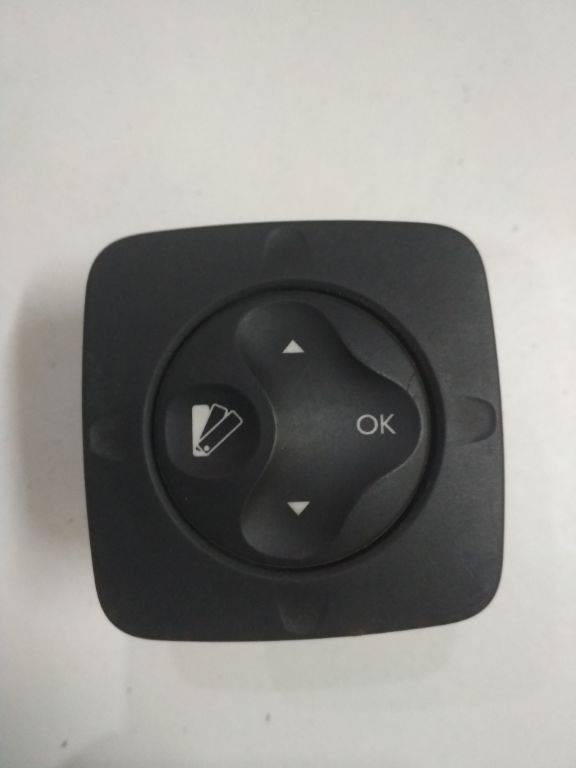 кнопка (выключатель) Renault Scenic 3 поколение 2009, 283950001R - фото №1