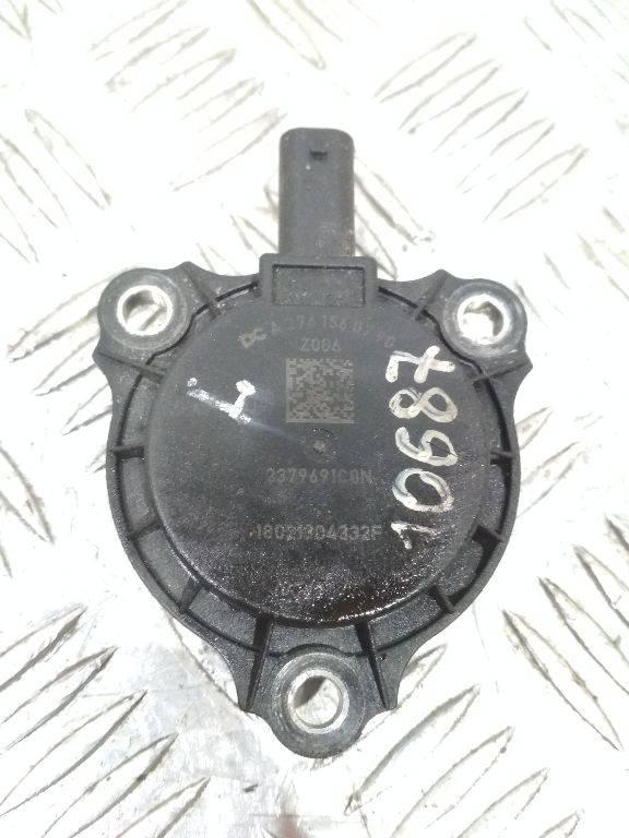 Клапан фазорегулятора Mercedes-Benz CLA-Класс C117 2015, 1.6 л., бензин, АКПП, A2761560790 - фото №1