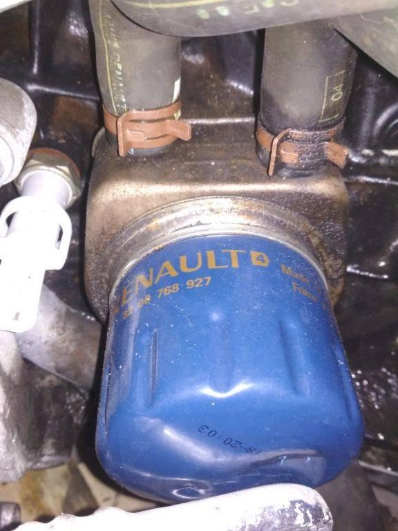 теплообменник масляного фильтра Renault Scenic 2 поколение 2004, 1.9 л., дизель, МКПП - фото №1