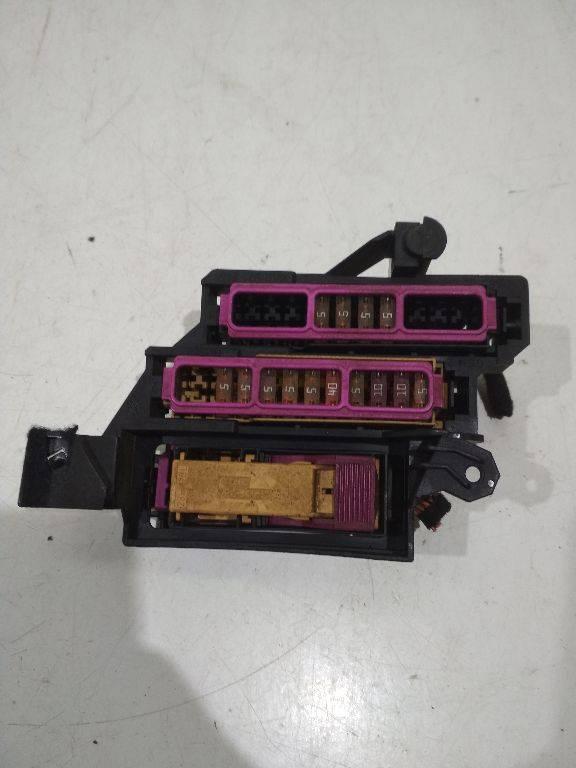 блок предохранителей Audi Q5 8R 2010, 4F1941824 - фото №1