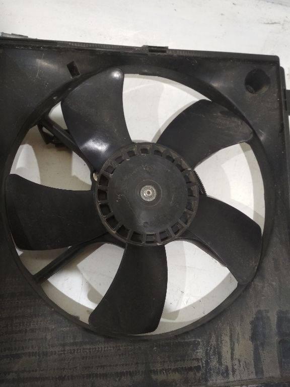 вентилятор радиатора Citroen C-Crosser 1 поколение 2010 - фото №1