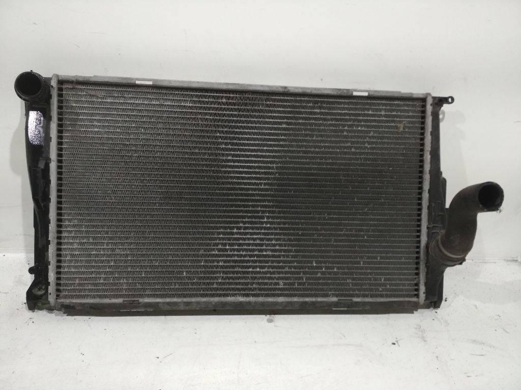 радиатор (основной) BMW 3 серия E90/E91/E92/E93 2005, 2.0 л., дизель, 7788898, 7937974 - фото №1