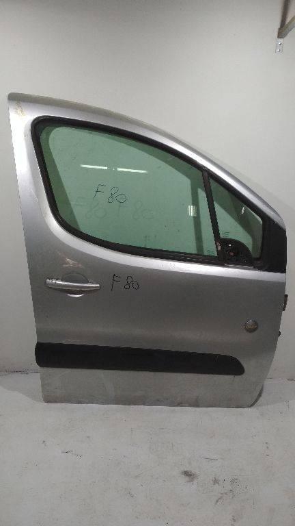 молдинг двери передней правой Peugeot Partner 2 поколение (B9) 2010 - фото №1