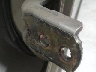 петля двери Nissan X-Trail T30 [рестайлинг] 2004