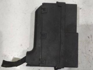 блок предохранителей Renault Clio 3 поколение [рестайлинг] 2011, 8200220647