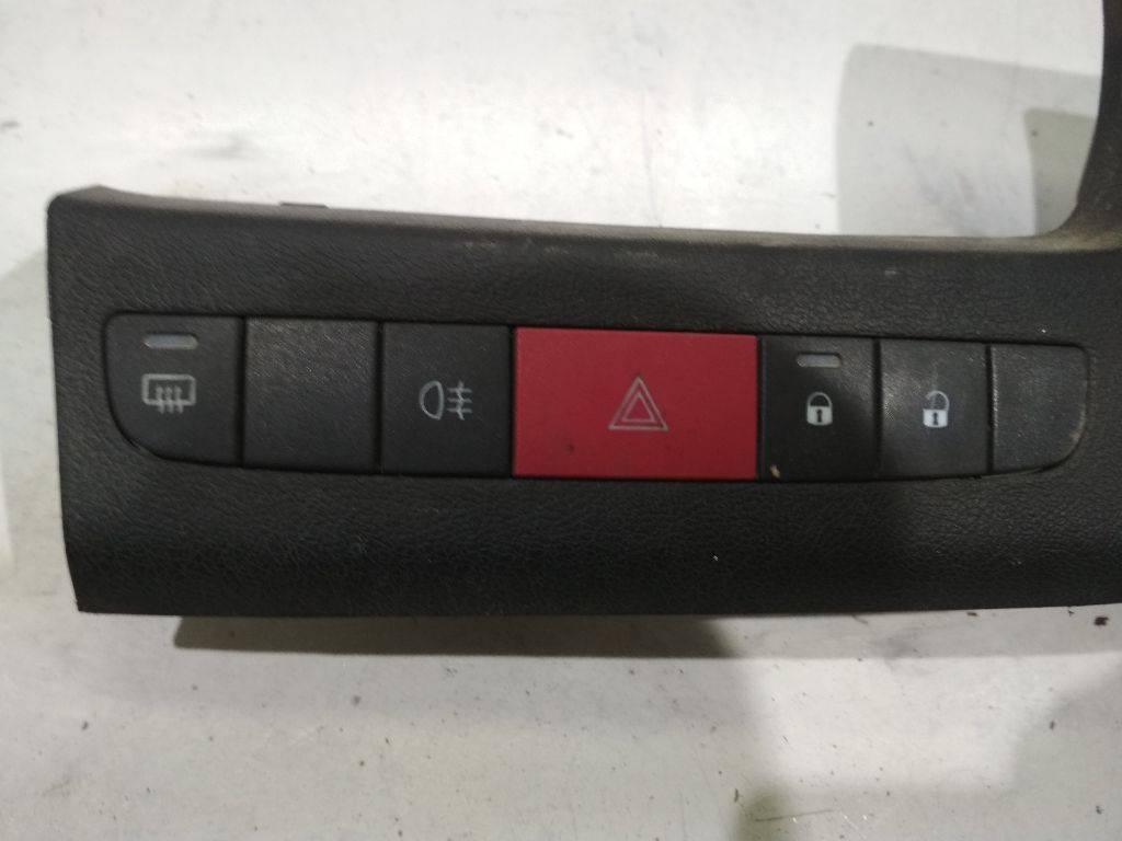 кнопка аварийной сигнализации Fiat Ducato 3 поколение 2008, 7355331170 - фото №1