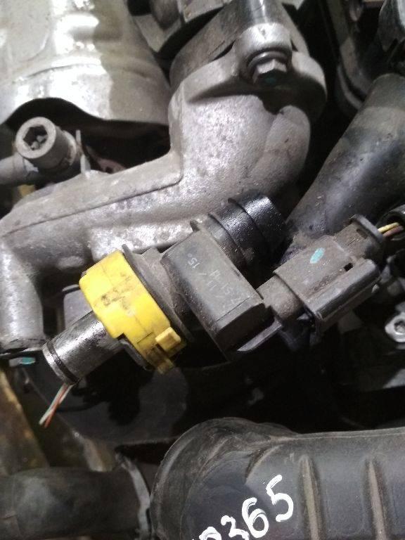 клапан управления турбиной (актуатор) Peugeot 2008 1 поколение 2015, 1.6 л., дизель, МКПП - фото №1