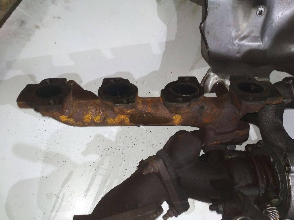 коллектор выпускной Renault Espace 3 поколение 1998, 2.2 л., дизель, 7700109277 - фото №1