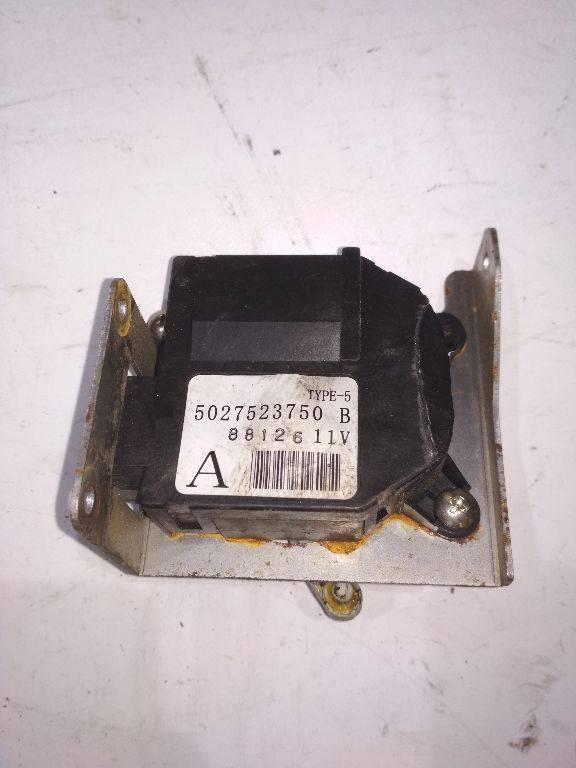 моторчик заслонки печки Renault Koleos 1 поколение 2009, 5027523750 - фото №1