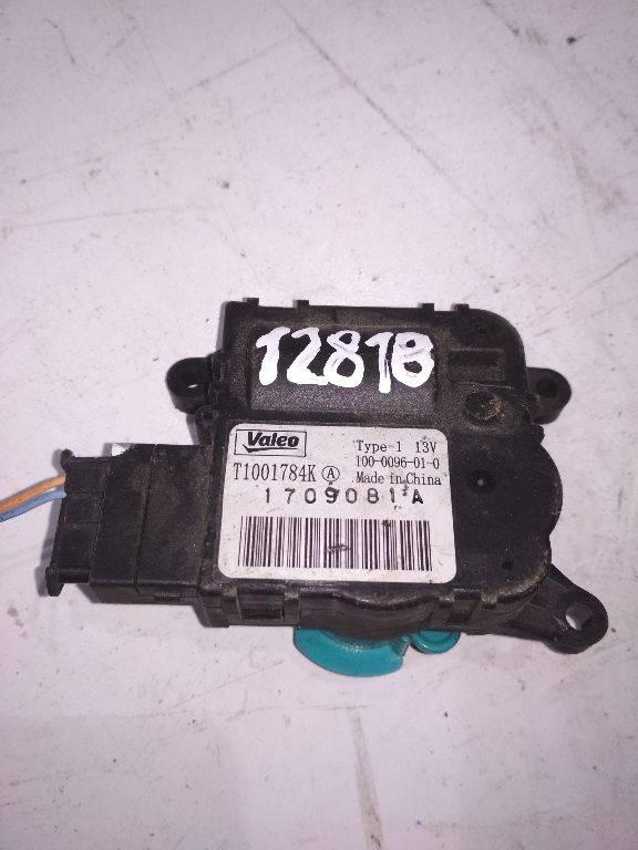 моторчик заслонки печки Renault Megane 3 поколение 2008, T1001784K - фото №1