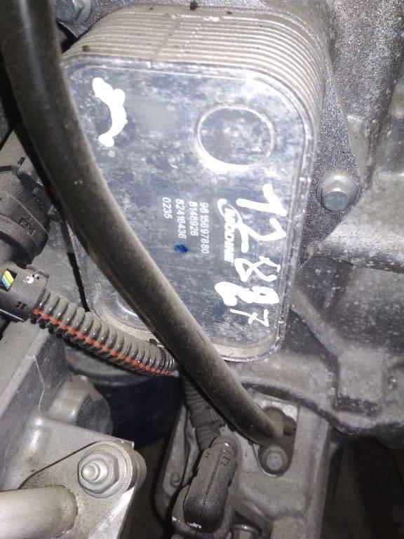 теплообменник масляного фильтра Peugeot 208 2 поколение 2017, 1.2 л., бензин, 9815697880 - фото №1