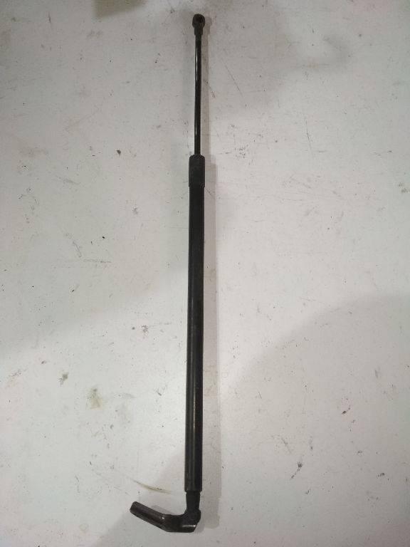 амортизатор крышки багажника (3-5 двери) Nissan Note E11 2008, 904509U00A - фото №1