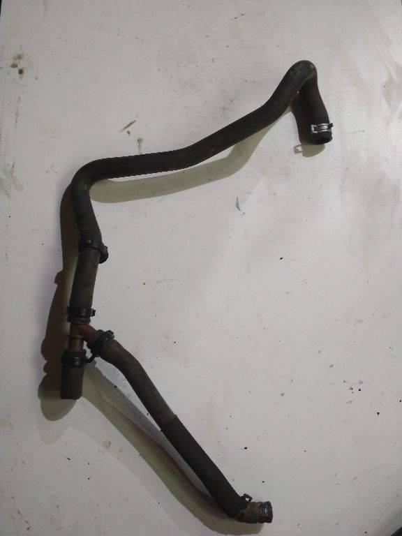 патрубок радиатора Renault Duster 1 поколение 2011, 1.5 л., дизель, МКПП, 1800458225 - фото №1