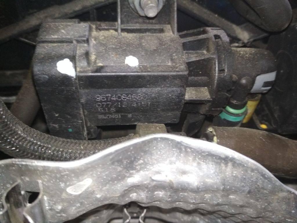 электромагнитный клапан Peugeot 3008 1 поколение 2012, 2.0 л., дизель, АКПП, 9674084680 - фото №1