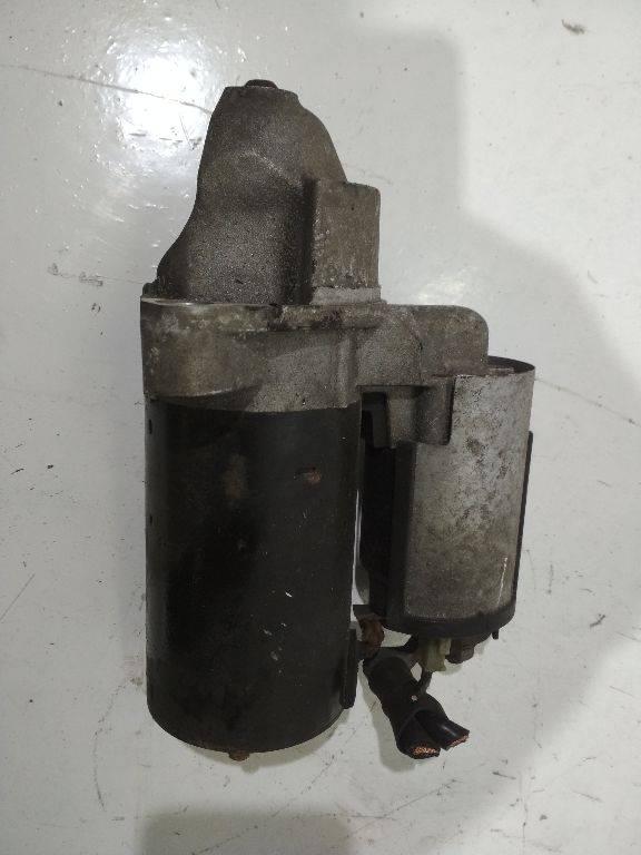 стартер Volkswagen Passat B5 1998, 1005821968 - фото №1