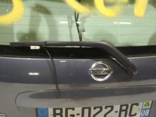 щеткодержатель задний Nissan Note E11 2006