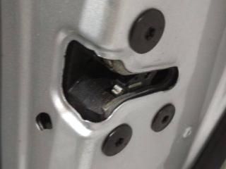 замок двери задней правой Renault Megane 3 поколение 2009, хетчбэк 5 дв.