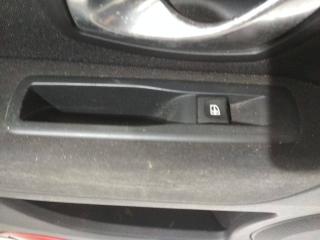 кнопка стеклоподъемника двери Renault Laguna 3 поколение 2008, хетчбэк 5 дв.