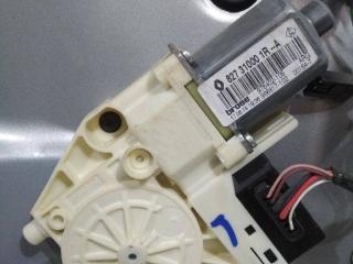 моторчик стеклоподъемника задний левый Renault Laguna 3 поколение 2008, хетчбэк 5 дв., 827310001R