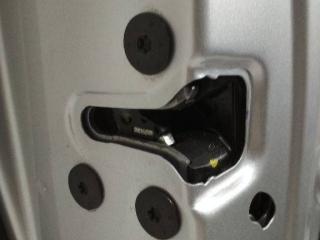 замок двери задней левой Renault Laguna 3 поколение 2008, хетчбэк 5 дв., 827310001R, 825010003R