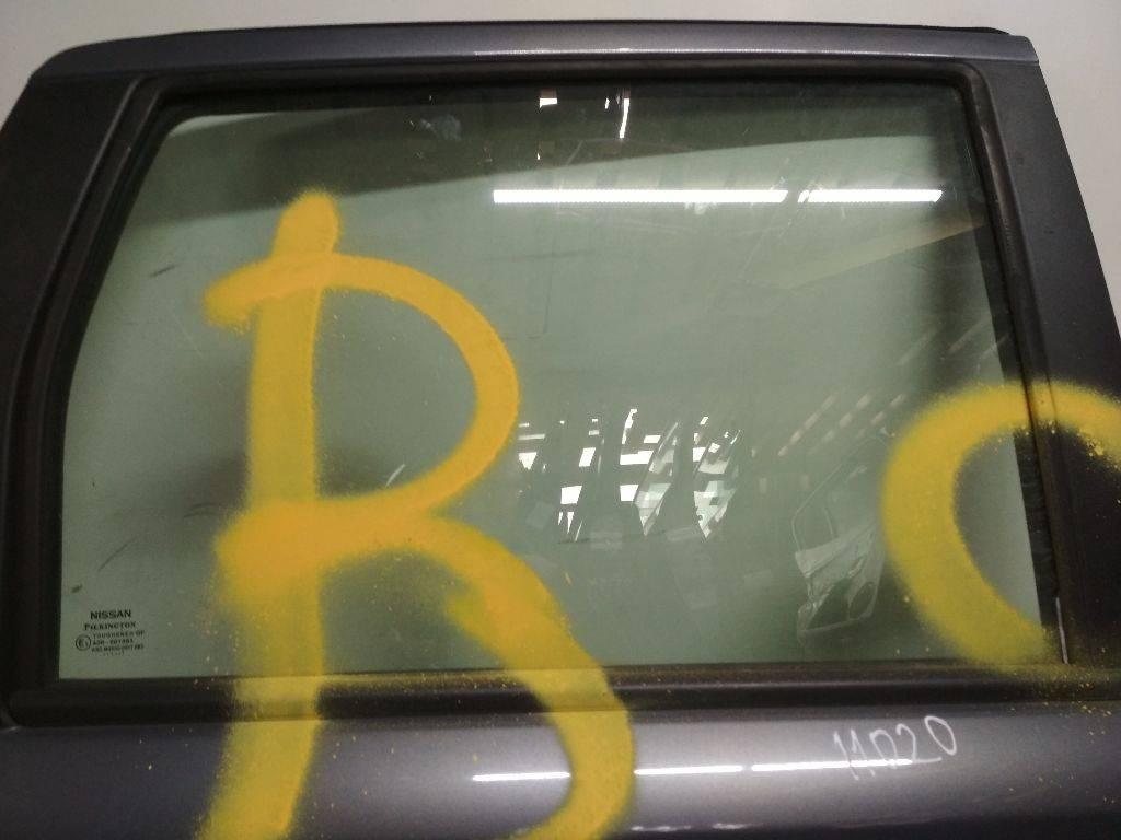стекло двери задней правой Nissan Note E11 2007, 43R-001583 - фото №1
