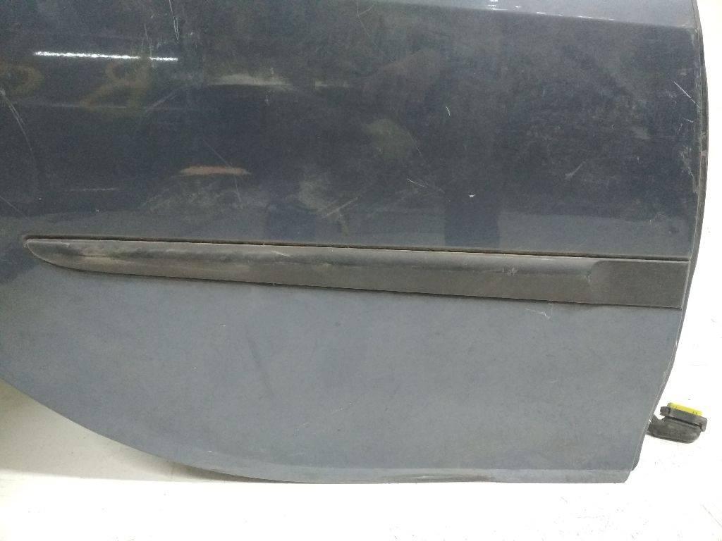 молдинг двери задней правой Renault Clio 3 поколение 2008, хетчбэк 5 дв. - фото №1
