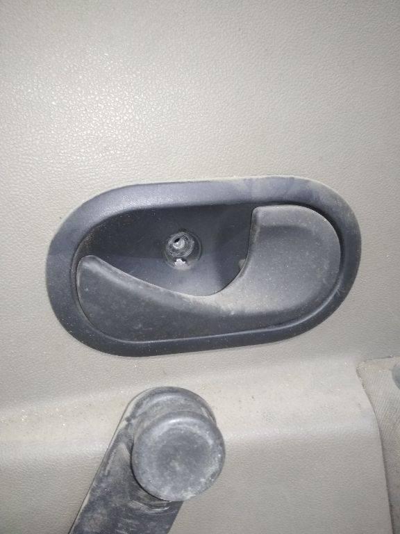 ручка внутренняя задняя правая Renault Clio 3 поколение 2008, хетчбэк 5 дв. - фото №1