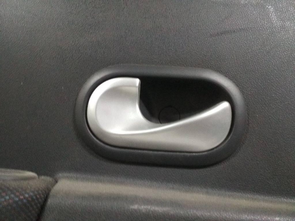 ручка внутренняя задняя левая Renault Clio 3 поколение 2007, универсал - фото №1