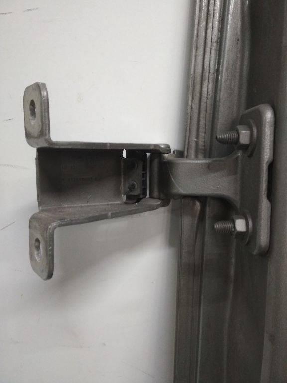 петля крышки багажника Renault Kangoo 2 поколение 2010, 117113602E - фото №1