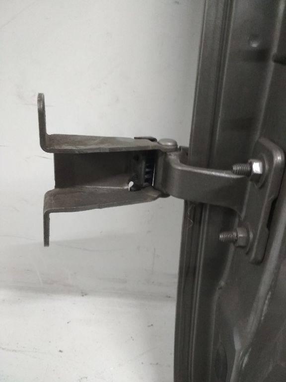 петля крышки багажника Renault Kangoo 2 поколение 2010, 117113602E - фото №1