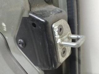 петля крышки багажника Renault Kangoo 2 поколение 2010