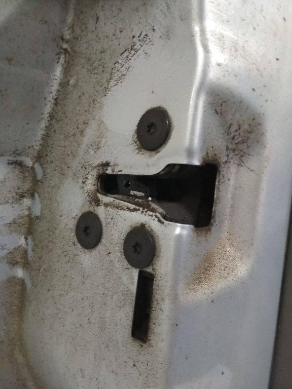 замок двери задней левой Renault Kangoo 2 поколение 2010 - фото №1