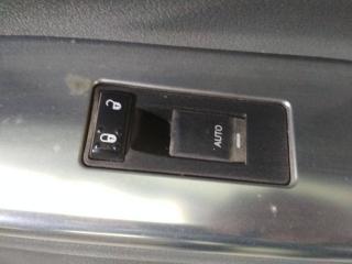 кнопка стеклоподъемника двери Jeep Grand Cherokee WK 2006