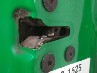 замок двери передней правой Renault Kangoo 2 поколение 2009