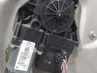 моторчик стеклоподъемника задний левый Renault Scenic 3 поколение 2011, 827310004R